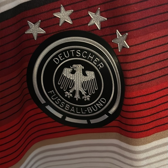 Adidas Climacool Men's Large Germany’s FIFA2014 v-neck white t-shirt/jersey - Picture 6 of 14